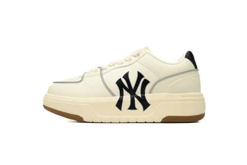 MLB NY 3ASXGA12N-50IVS 청키 라이너 로우 뉴욕 양키스 '아이보리'